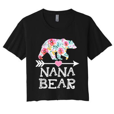 Nana Bear Floral Family Mother's Day Gifts Mom Nana Women's Crop Top Tee