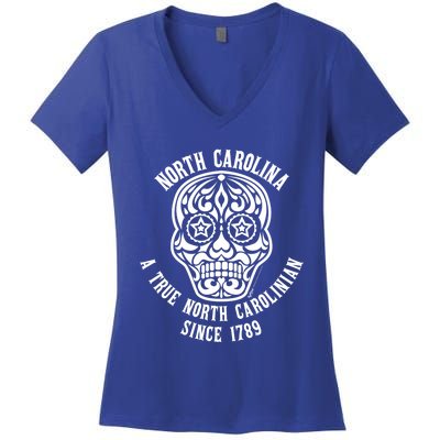 North Carolina A True North Carolinian 4th Of July Skull Funny Gift Women's V-Neck T-Shirt