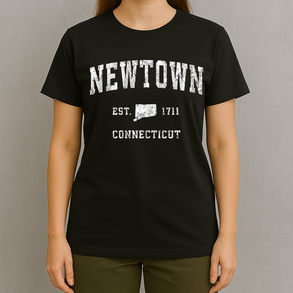 Newtown Connecticut Ct Vintage Sports T-Shirt