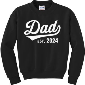 New Dad 1st Time Dad Est 2024 Promoted To Daddy Kids Sweatshirt