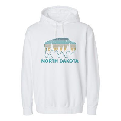 North Dakota Bison Vintage American Buffalo Souvenir Gift Garment-Dyed Fleece Hoodie