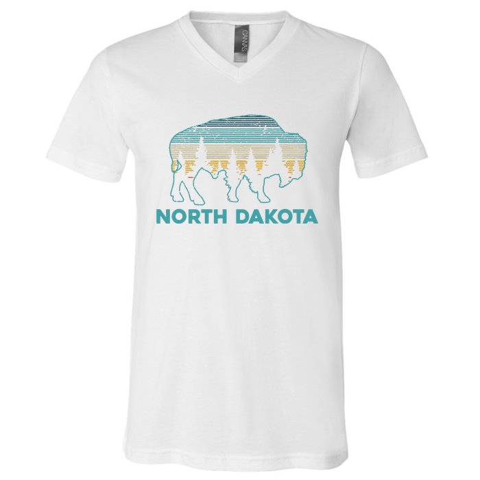 North Dakota Bison Vintage American Buffalo Souvenir Gift V-Neck T-Shirt