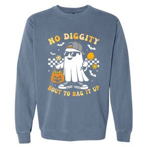 No Diggity Bout To Bag It Up Retro Ghost Halloween Garment-Dyed Sweatshirt