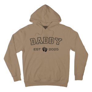 New Daddy Est 2025 New Papa 2025 IM Promoted To Dad 2025 Hoodie