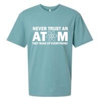 Never Trust An Atom They Make Up Everything Sueded Cloud Jersey T-Shirt