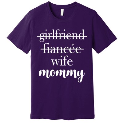 New Mommy Girlfriend Wife Fiancee  Premium T-Shirt