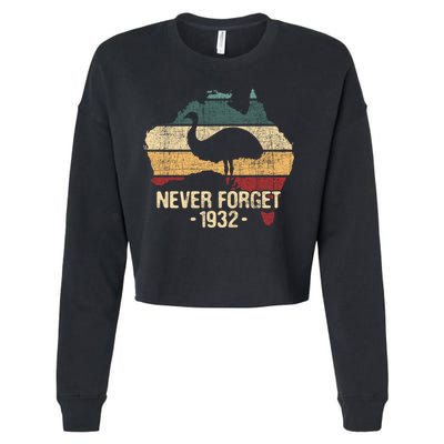Never Forget 1932 Emu War Gift Emu Lover Zookeeper Gift Cropped Pullover Crew