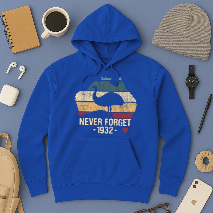 Never Forget 1932 Emu War Gift Emu Lover Zookeeper Gift Hoodie