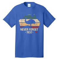 Never Forget 1932 Emu War Gift Emu Lover Zookeeper Gift Tall T-Shirt