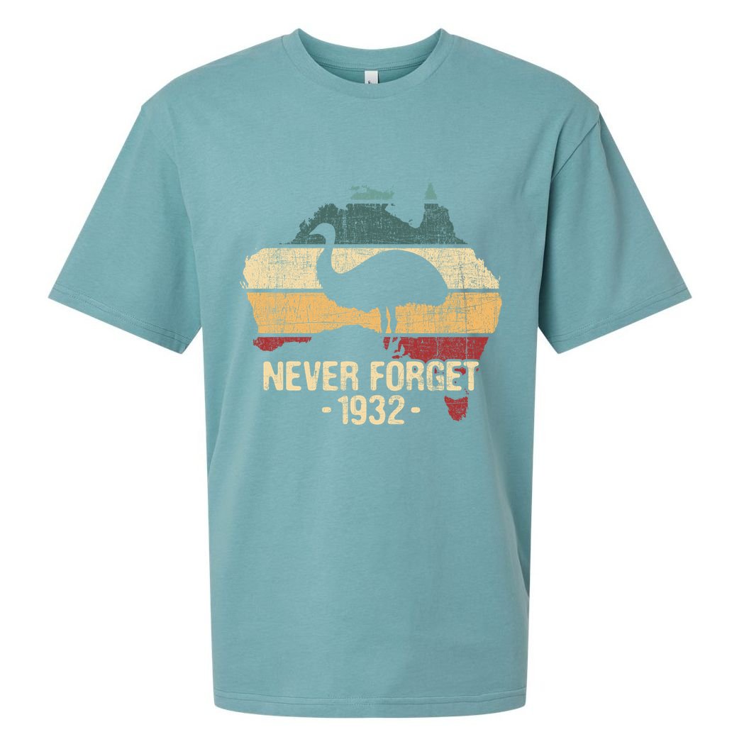 Never Forget 1932 Emu War Gift Emu Lover Zookeeper Gift Sueded Cloud Jersey T-Shirt