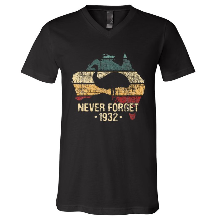 Never Forget 1932 Emu War Emu Lover Zookeeper V-Neck T-Shirt