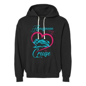 Newlywed FunLoving Couples Honeymoon Cruise Garment-Dyed Fleece Hoodie