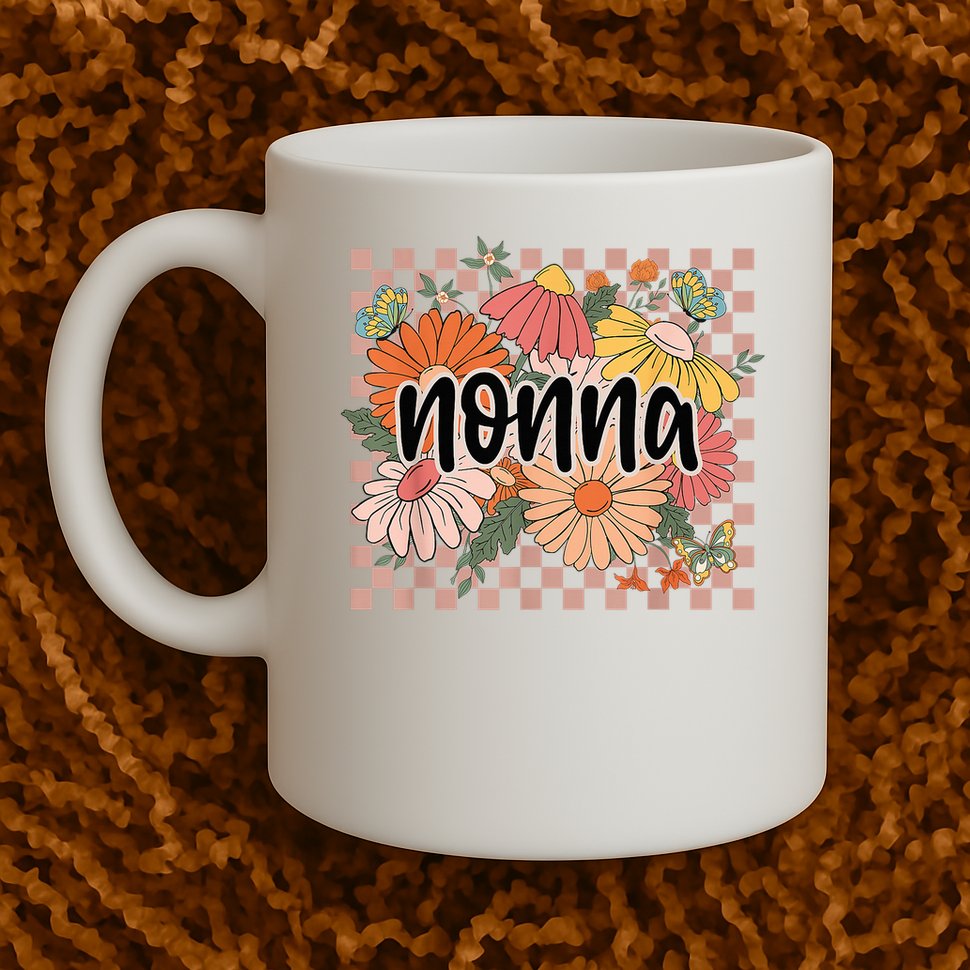Nonna Floral Mother'S Day Wildflower Girl Checkered Mug