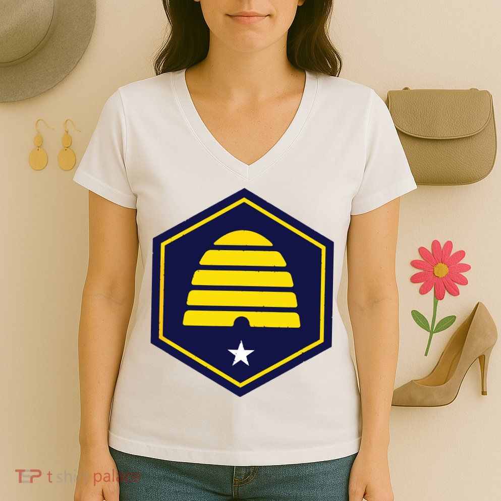New Flag Of Utah Beehive Symbol Women's V-Neck T-Shirt