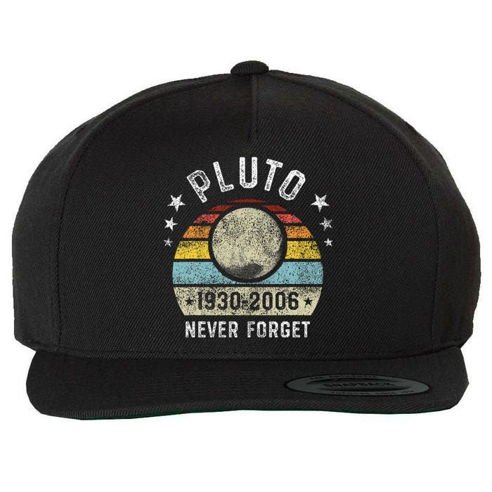 Never Forget Pluto Funny Science Retro Space Wool Snapback Cap