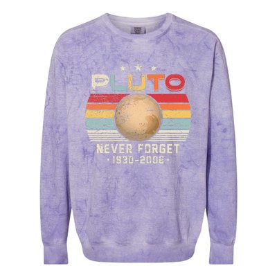 Never Forget Pluto Vintage Nerdy Astronomy Space Science Colorblast Crewneck Sweatshirt