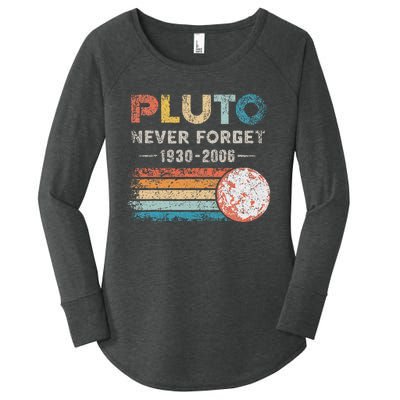 Never Forget Pluto Retro Style Funny Space Science Women's Perfect Tri Tunic Long Sleeve Shirt