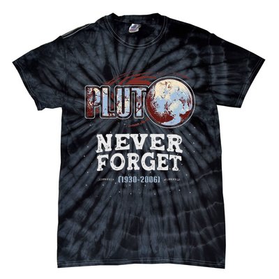 Never Forget Pluto Funny Space Planet Astronomer Tie-Dye T-Shirt