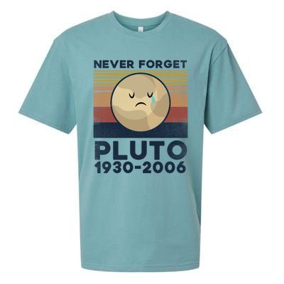 Never Forget Pluto Vintage Gift Sueded Cloud Jersey T-Shirt