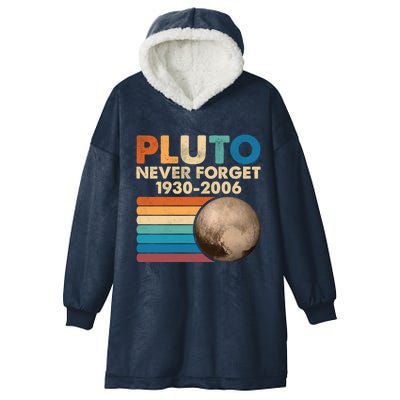 Never Forget Pluto Gift Retro Style Funny Space Science Cool Gift Hooded Wearable Blanket