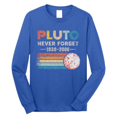 Never Forget Pluto Gift Retro Style Funny Space Science Great Gift Long Sleeve Shirt