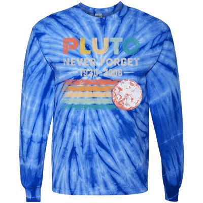 Never Forget Pluto Gift Retro Style Funny Space Science Great Gift Tie-Dye Long Sleeve Shirt