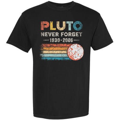 Never Forget Pluto Vintage Retro Funny Space Science Garment-Dyed Heavyweight T-Shirt