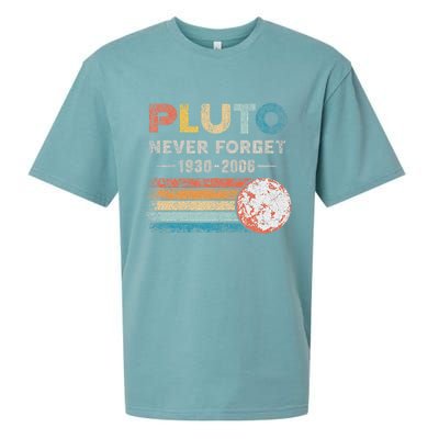Never Forget Pluto Vintage Retro Funny Space Science Sueded Cloud Jersey T-Shirt