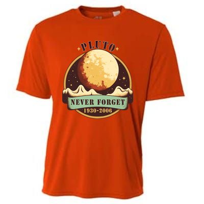 Never Forget Pluto Cute Gift Retro Style Funny Space Science Gift Cooling Performance Crew T-Shirt