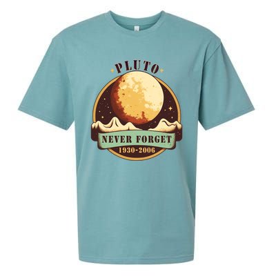 Never Forget Pluto Cute Gift Retro Style Funny Space Science Gift Sueded Cloud Jersey T-Shirt