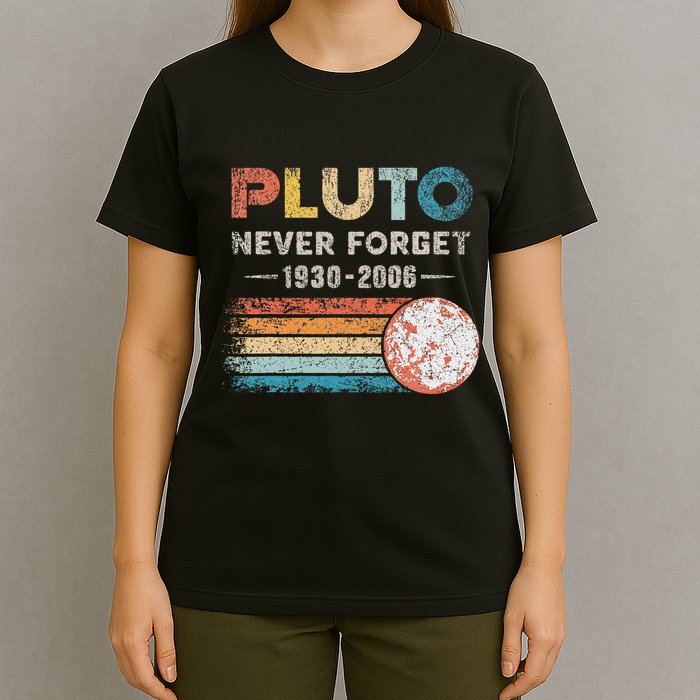 Never Forget Pluto Retro Style Funny Space Science T-Shirt