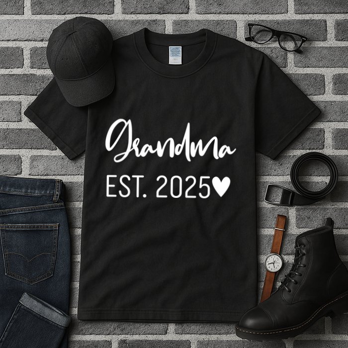 New Grandma Est. 2025 Tall T-Shirt