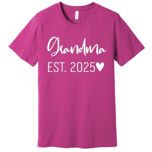 New Grandma Est. 2025 Premium T-Shirt