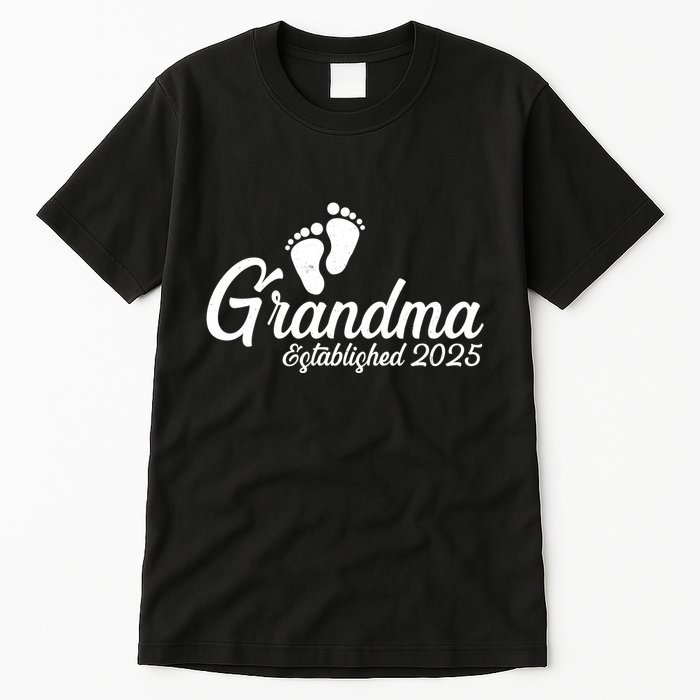 New Grandma Established 2025 Family Tall T-Shirt