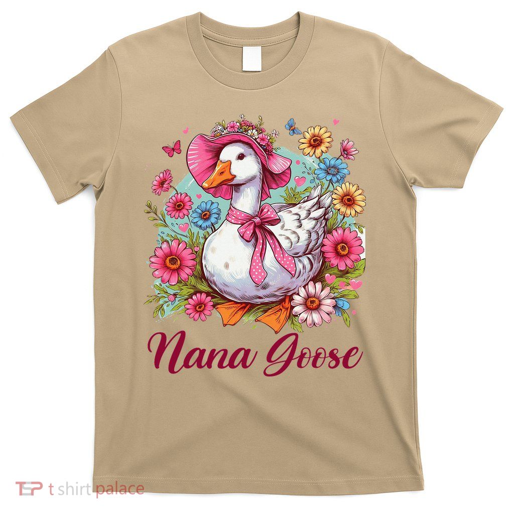 Nana Goose Grandma Mimi Silly Goose Coquette Mothers Day T-Shirt