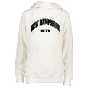 New Hampshire Collegiate Style 1799 Womens Funnel Neck Pullover Hood