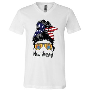 New Jersey Girl New Jersey Flag State Girlfriend Messy Bun V-Neck T-Shirt