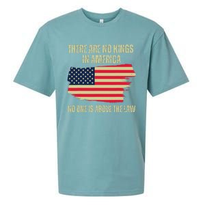 No Kings In America Trump 2024 Flag Design Sueded Cloud Jersey T-Shirt