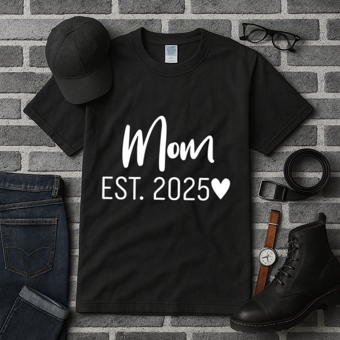 New Mom Est. 2025 Tall T-Shirt