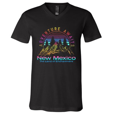 New Mexico State Retro Vintage Outdoors & NM Mountains V-Neck T-Shirt