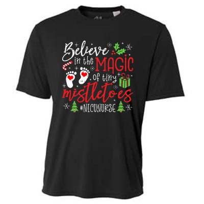 NICU Nurse Believin Magic Of Tiny Mistletoe Christmas Cooling Performance Crew T-Shirt