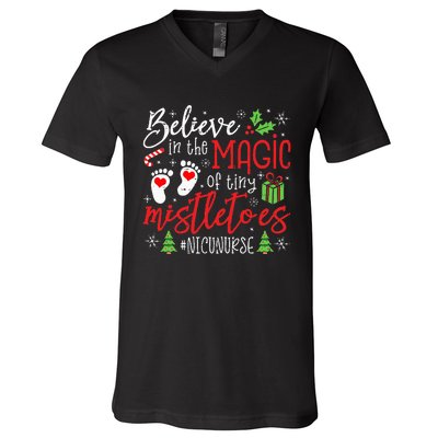 NICU Nurse Believin Magic Of Tiny Mistletoe Christmas V-Neck T-Shirt