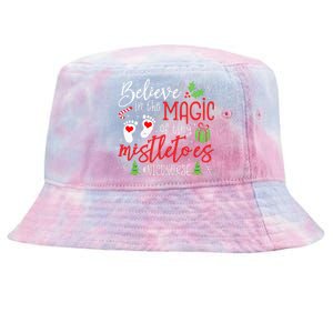 NICU Nurse Believin Magic Of Tiny Mistletoe Christmas Tie-Dyed Bucket Hat