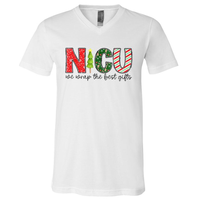 Nicu Nurse Christmas Neonatal Icu Nurse T Holiday Nicu Nurse V-Neck T-Shirt