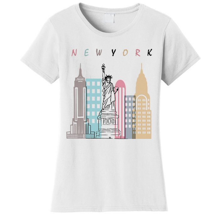 NYC New York City Manhattan skylines statue of liberty Women's T-Shirt