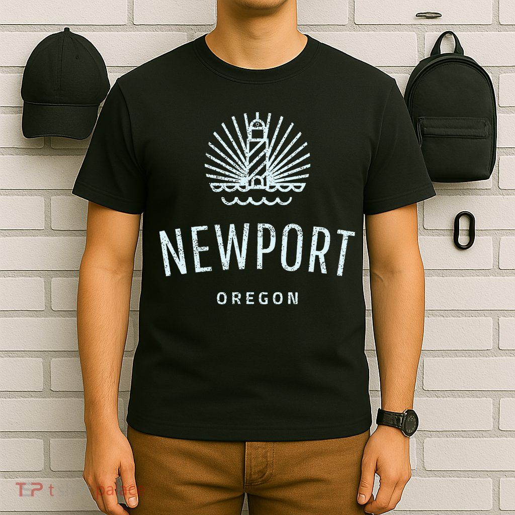 Newport Oregon Lighthouse Coast Souvenir T-Shirt