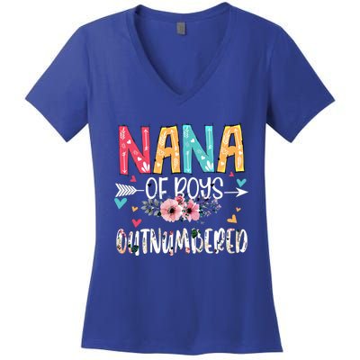 Nana Of Outnumbered Happy Mothers Day Proud Nana Gift Women's V-Neck T-Shirt