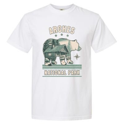 National Park Bear Cabin Vacation Souvenir Garment-Dyed Heavyweight T-Shirt