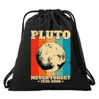 Never Pluto Forget. Retro Style Space Exploration Drawstring Bag