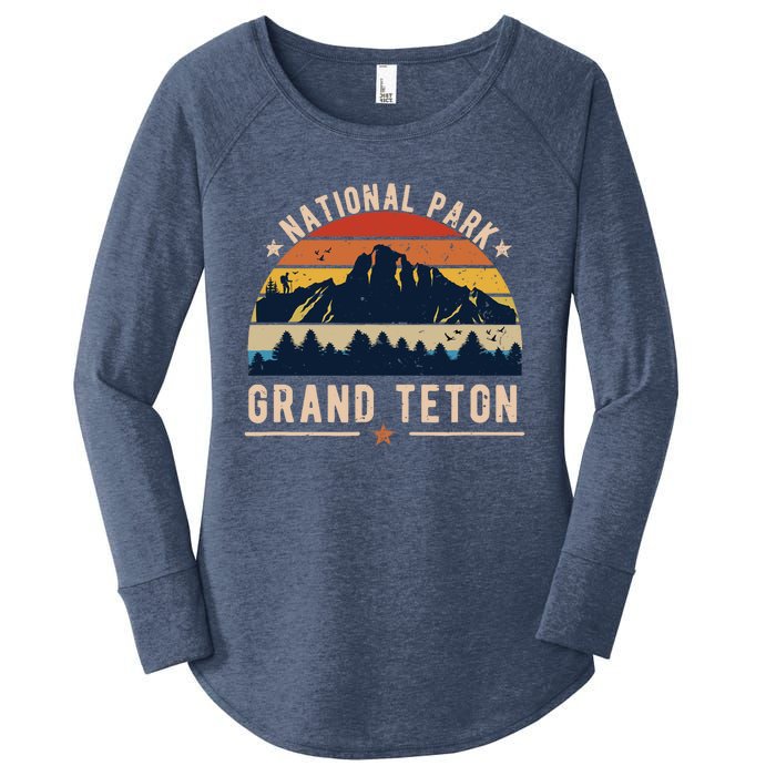 National Park Grand Teton Vintage Retro Souvenir Women's Perfect Tri Tunic Long Sleeve Shirt